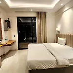 Studio Apartment In Omaxe New Hazratganj
